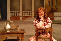 Hilda Joos im Musical Kiss me Kate Hilda Joos im Musical Kiss me Kate